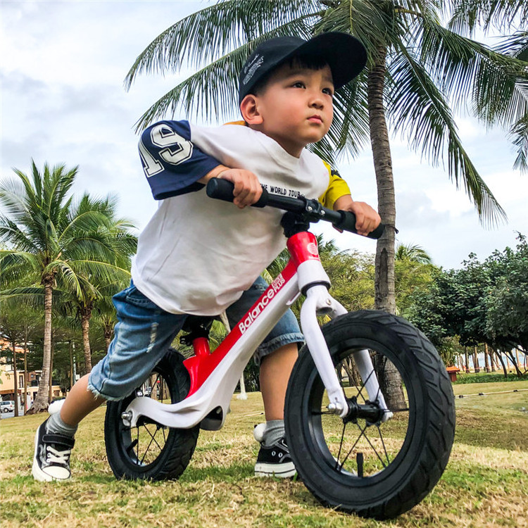 Wholesale Unique Custom kids wooden balance bike/Wooden Balance Bike/Children Wooden Balance Bike for 2-7 Years Old