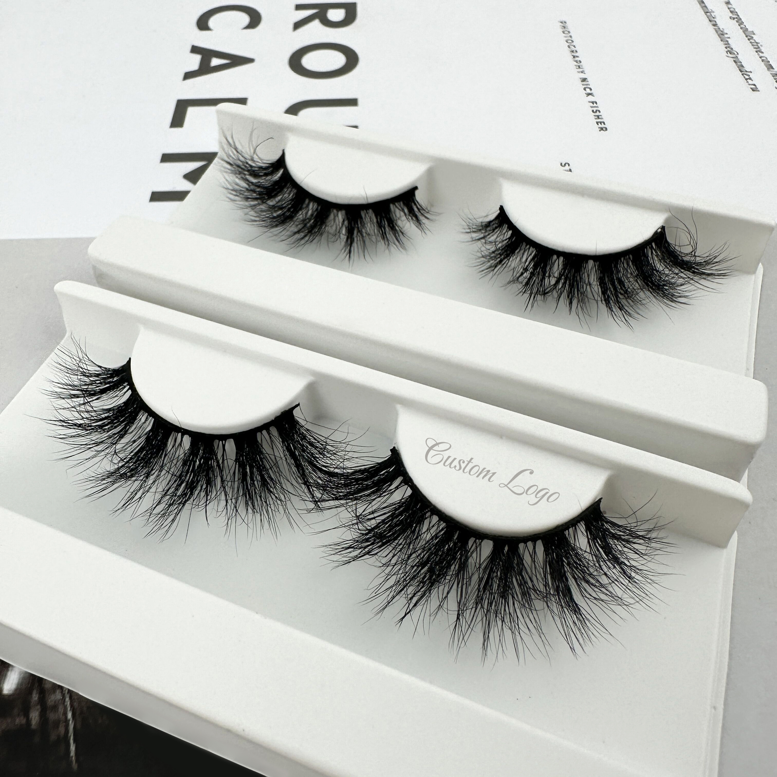 Mink Eyelashes Fluffy Natural 100% hand-made18mm 3D mink lashes wholesale with eyelash packaging box