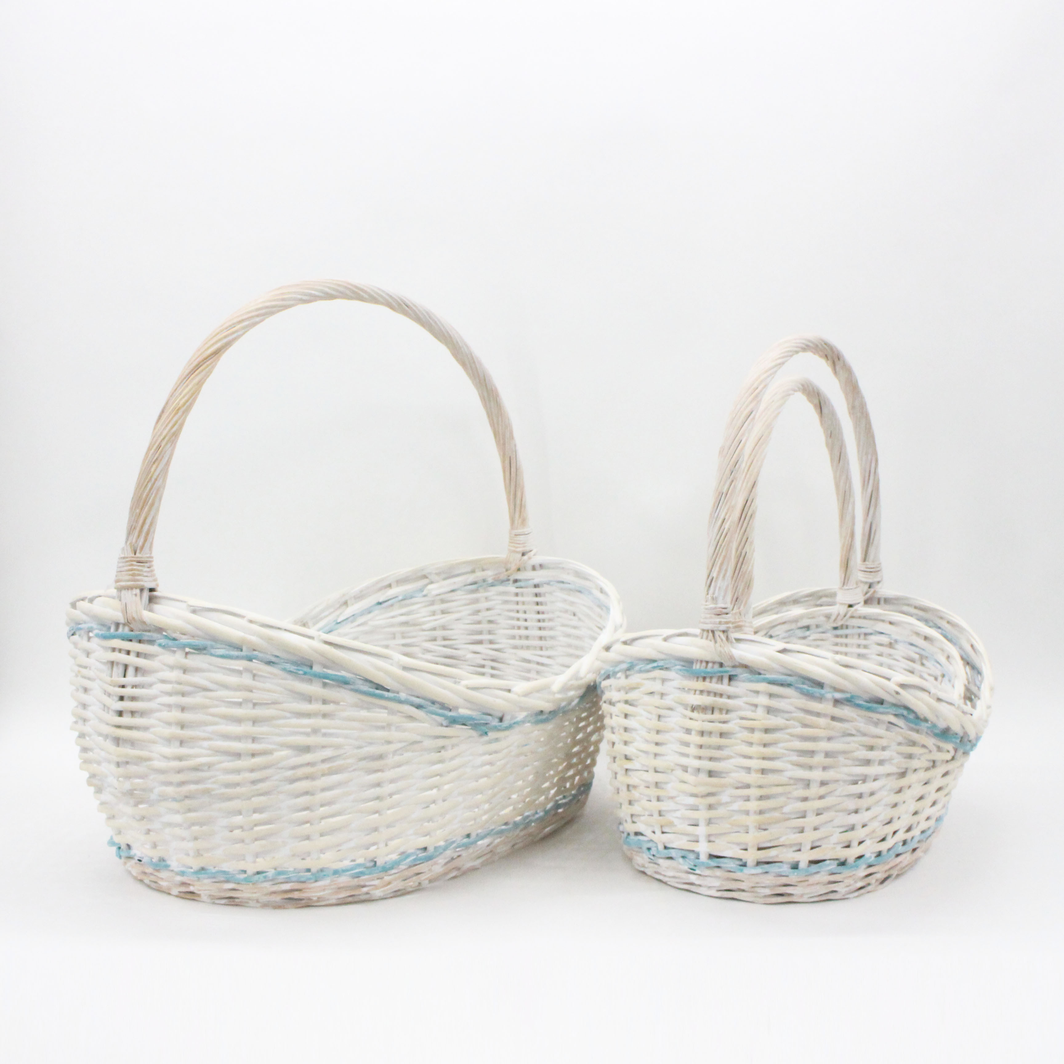 A New Handmade Storage Basket with Boat Shaped Natural Willow PE Chip Blended Flower Basket