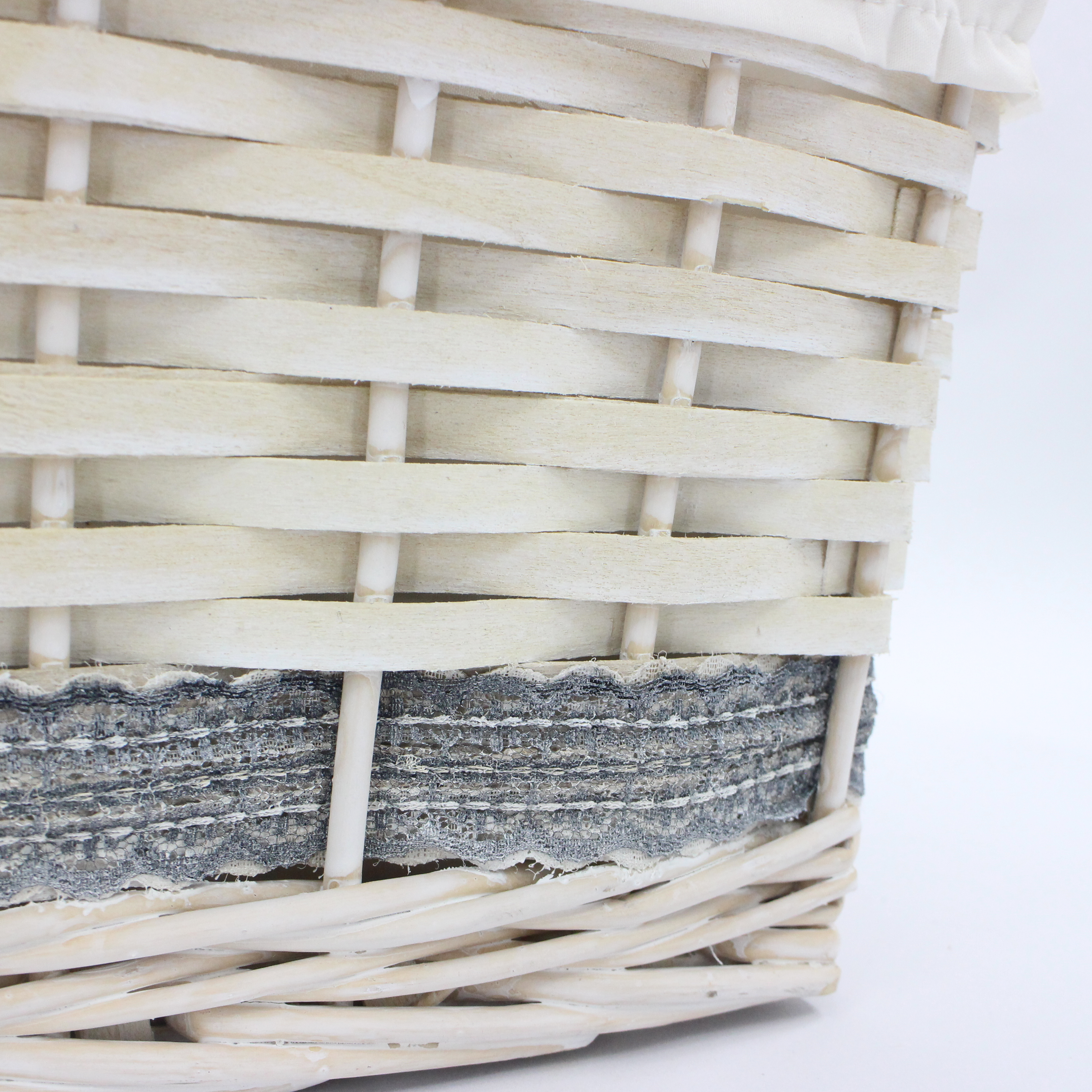 High Quality Wood Chip Wicker Mixed Lace Decorative Storage Basket