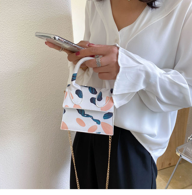 Unique Ladies Chains Shoulder Crossbody Women Mini Printed Hand Bags Small Purses Luxury Clutch Handbags