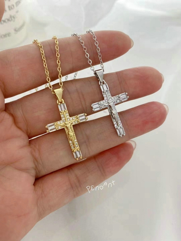 New Simple Design Religious Jewelry Gold Plated Cross Chain Pendant Necklace for Women Men