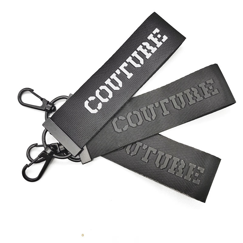 Factory Supply 3D Reflective Logo Silicone Polyester Accessories Material Light Fashion Keychain