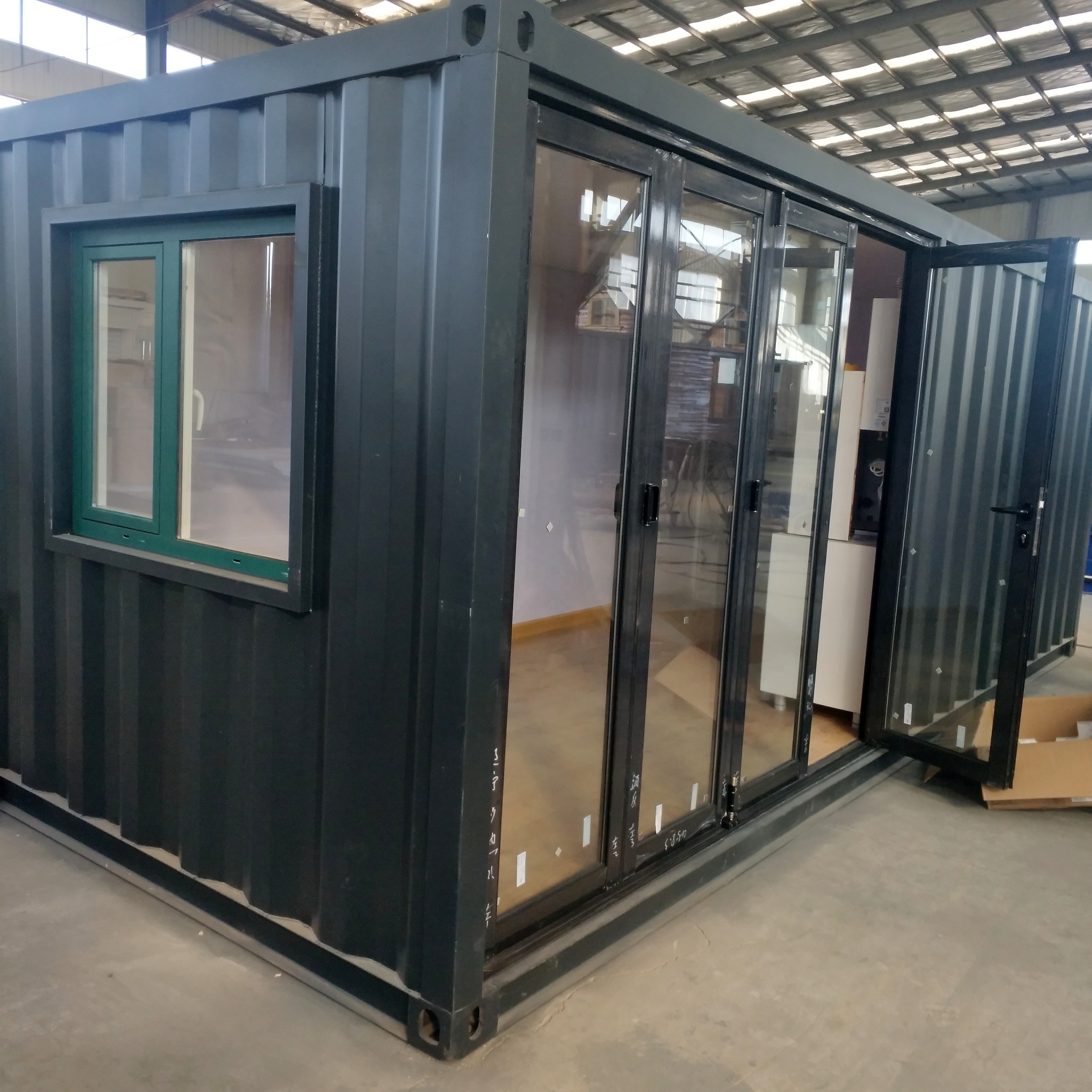 One-stop 20ft ready cabin prefabricated modern villa shipping living modern glass modular kitchen bathroom cheap container homes