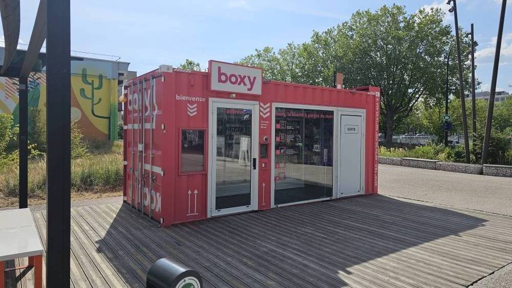 Movable Storefront pop up Portable 20ft shipping container coffee glass style mobile shop ...