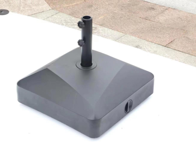 Heavy Duty Market Umbrella Stand Fillable Mobile Umbrella Base Patio Umbrella Stand Base Carton HDPE Plastic with Wheels Outdoor