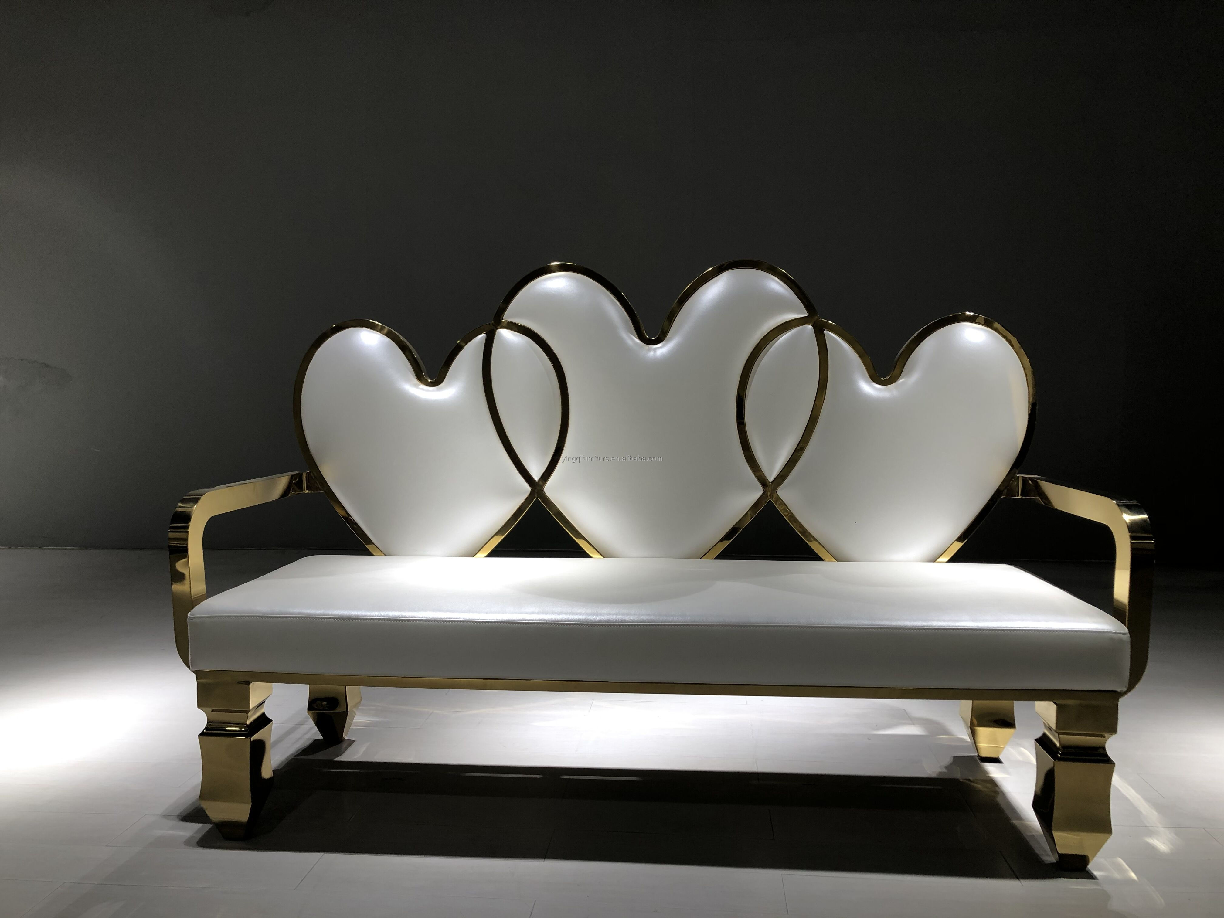 Luxury Sweet Heart Love Seat Wedding Sofa