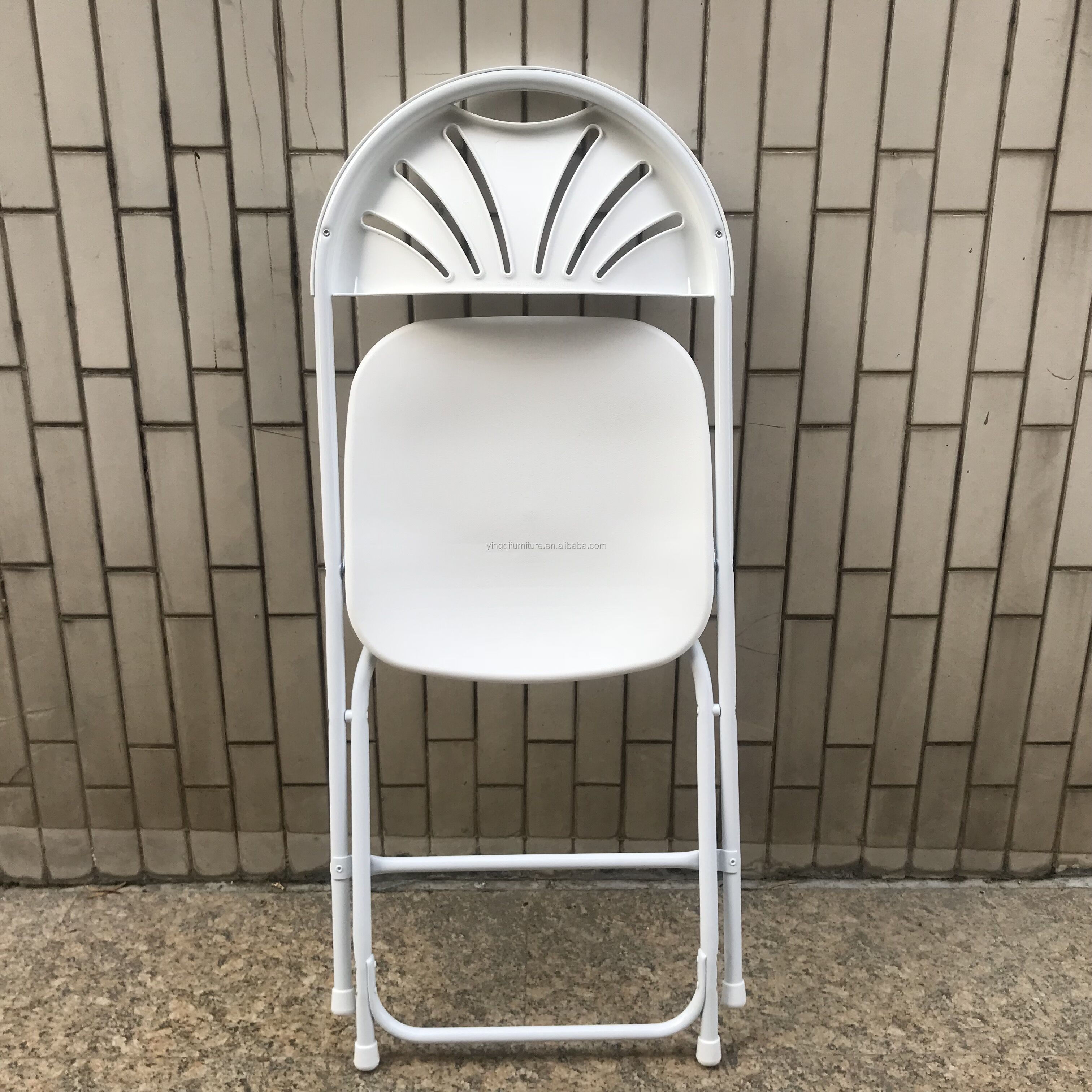 Wholesale Fan Back Plastic Folding Chairs Outdoor Wedding Chairs