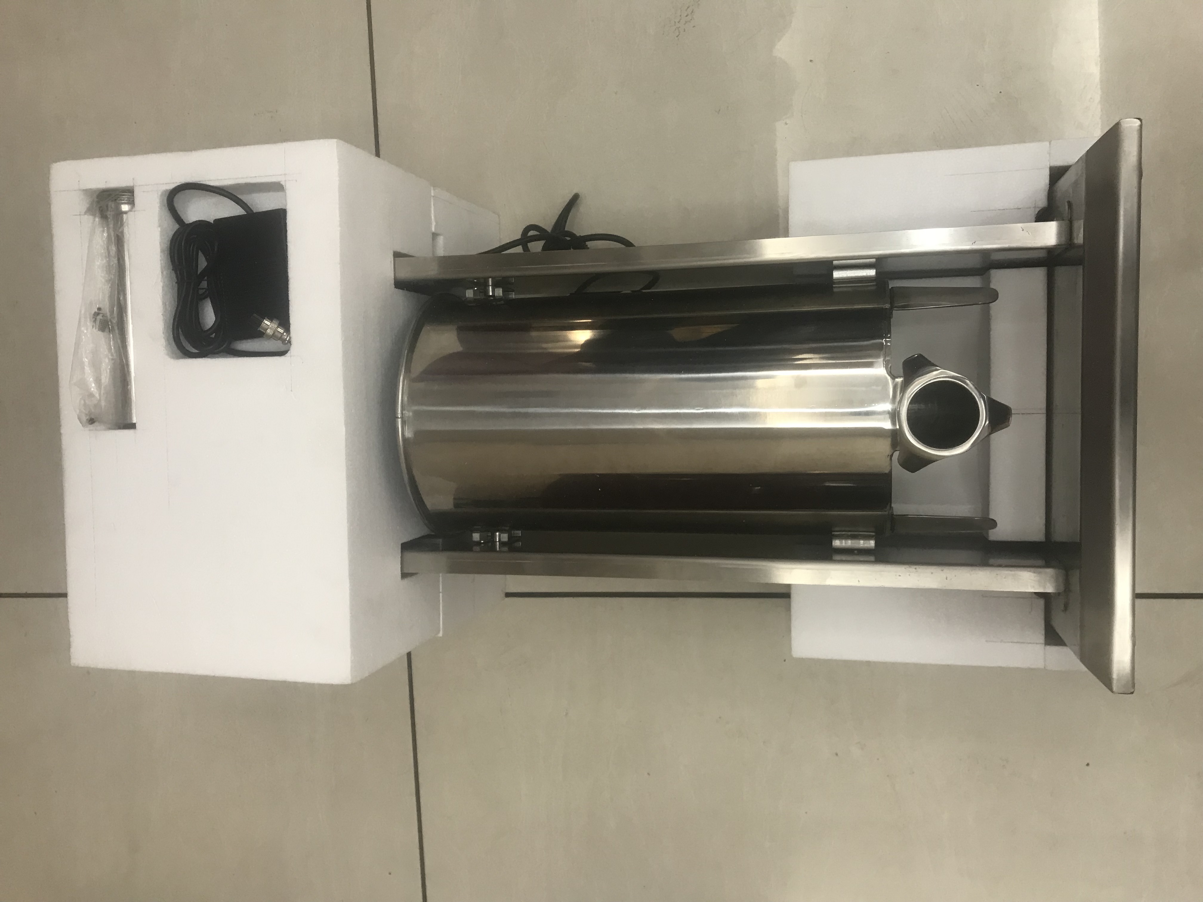 Zhejiangyingxiao  factory electric sausage filler /sausage stuffer for sale for industrial high quality enema machine EVS-15