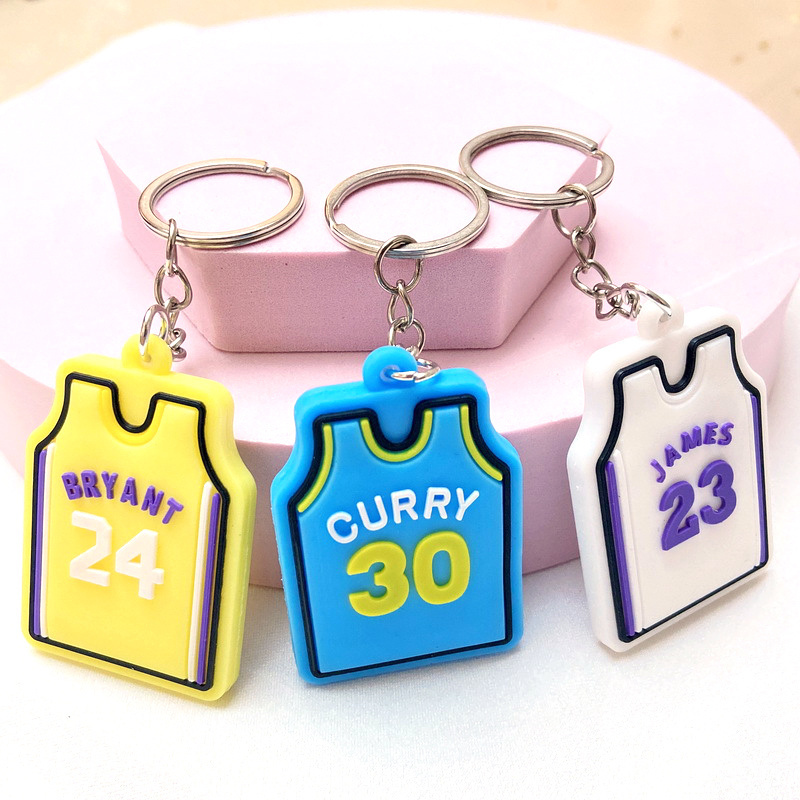 YINGXIN Bag pendant NBA star basketball jersey Kobe James figure Soft rubber flat key chain custom t-shirt shaped pvc keychain