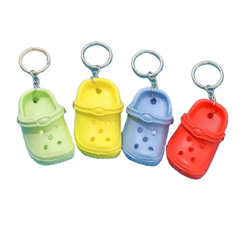 Hot selling holland style handmade EVA plastic 3d mini croc shoe keychain cartoon shoes keychains