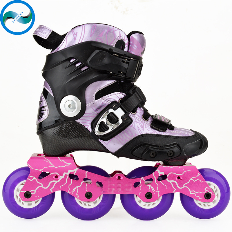 Hot Selling and Wholesale Flashing Pu Wheels Roller Adjustable Skate Shoes for Kids and Adults