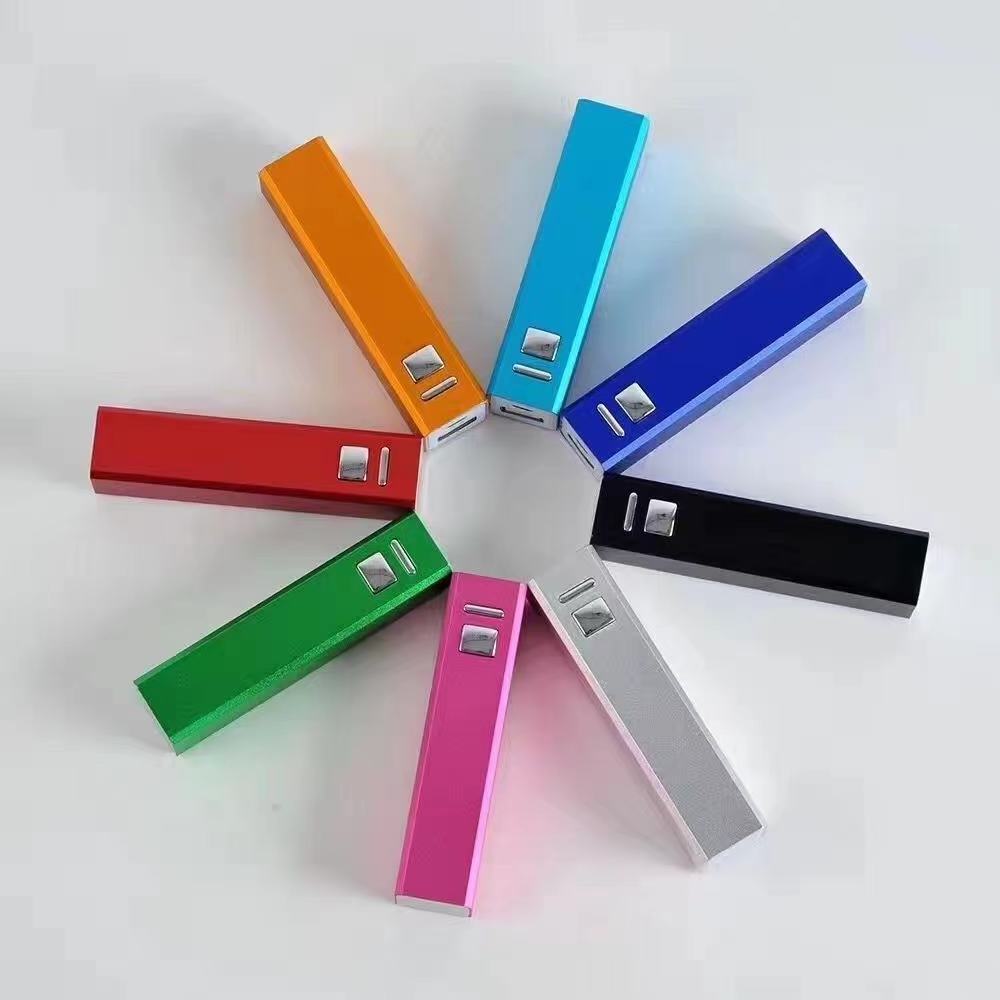 2021 new Power Banks light Mini 2600mah Universal Ulting Thin Gift Custom Logo Power Bank