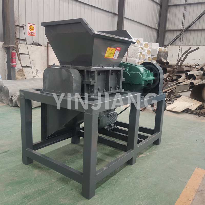 Factory Direct Sales of Waste Household Appliances, Wood and Plastic Barrel Shredder