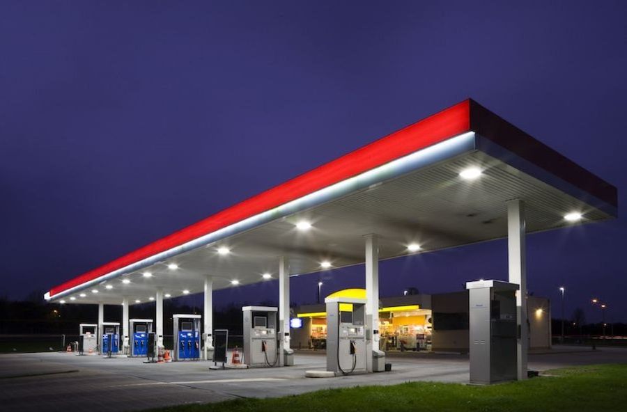 Yinong Modern Design Prefabricated Light Steel Structure Petrol Station Space Truss Gas Station From China