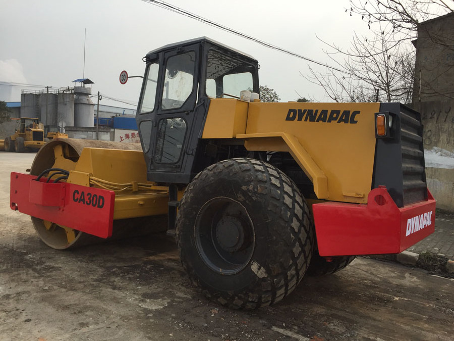 Second Hand Dynapac CA30D Vibratory Smooth Drum Road Roller 3 Ton In Good Condition For Sale