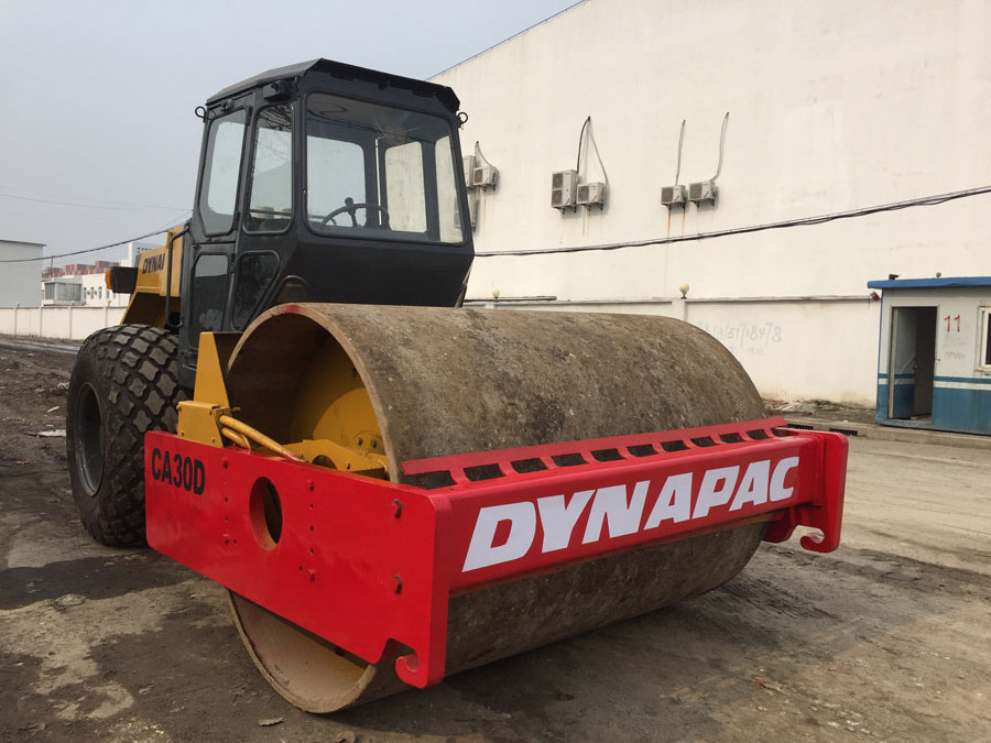 Second Hand Dynapac CA30D Vibratory Smooth Drum Road Roller 3 Ton In Good Condition For Sale