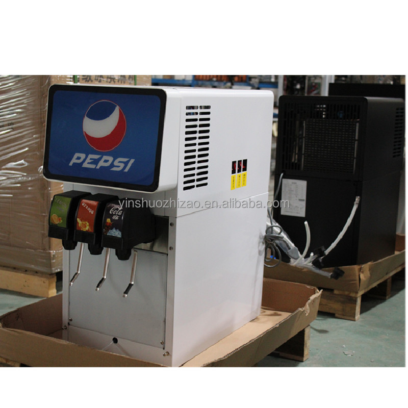 Commercial three head domestic small cold drink machine cola machine combo snack and soda machine