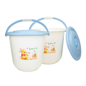 Popular Cartoon Plastic Water Bucket With Lid Household Products