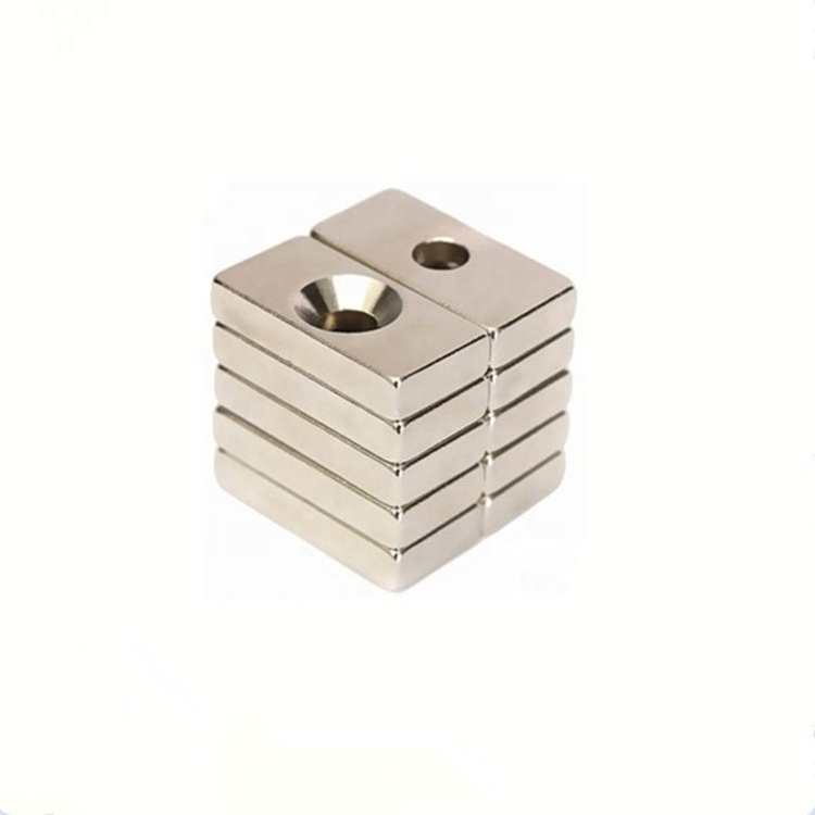 Super Strong Rectangular Pot Countersunk Neodymium Magnet With Counter Bore