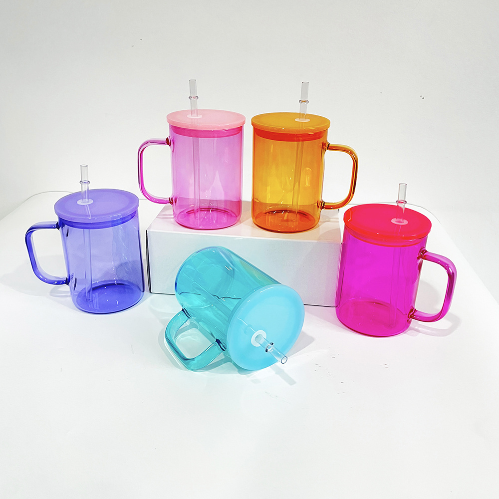 Wholesale bulk colored jelly clear 17oz Glass Mug blank sublimation hot chocolate and coffee glass coffee mugs with PP lid