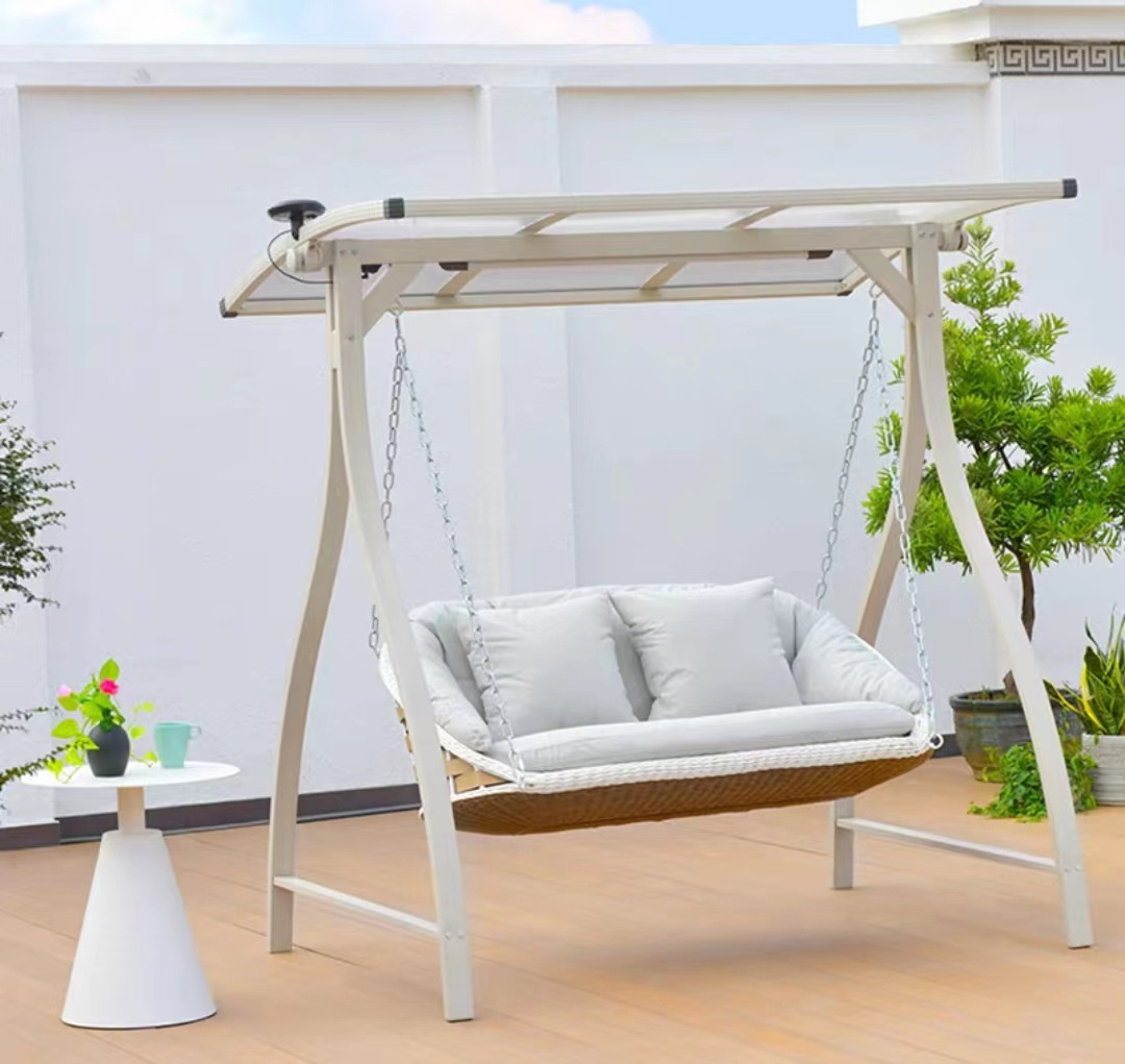 Outdoor love seat swing rattan Solar garden villa leisure rattan rocking chair Light luxury swing hanging chair