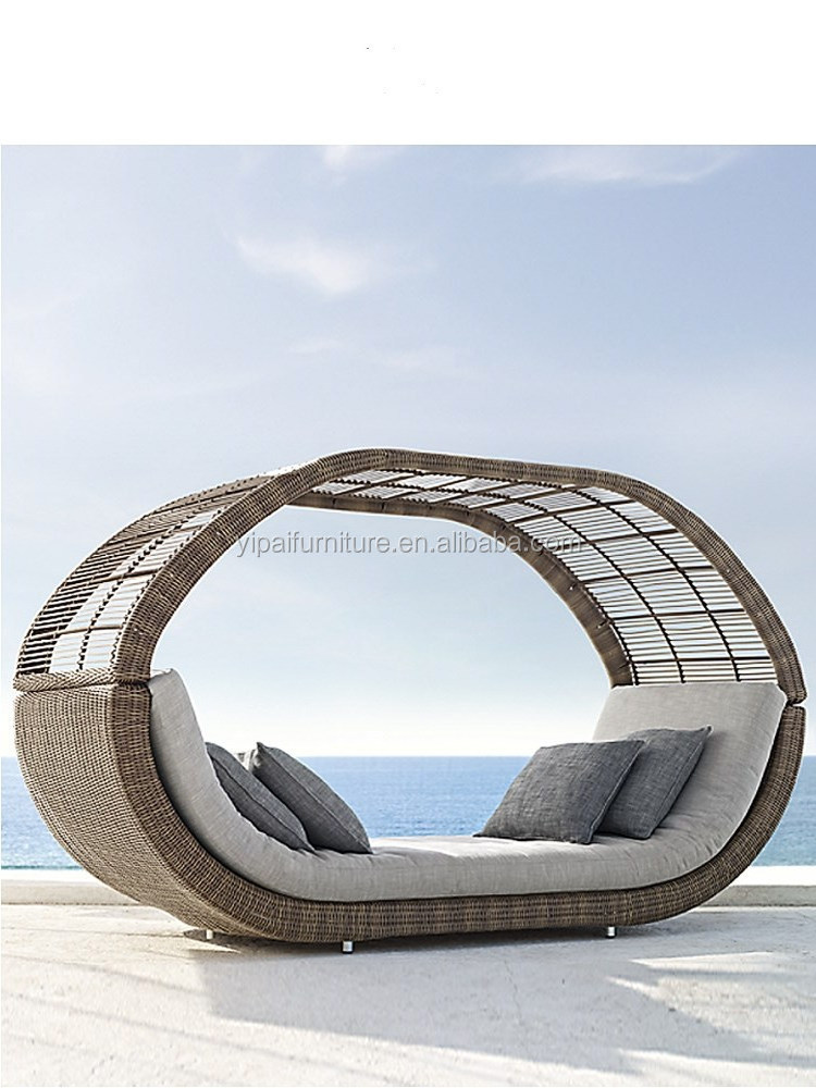 Outdoor sunshade simple creative Cayman Islands bench balcony pool Villa Hotel light luxury leisure lying bed