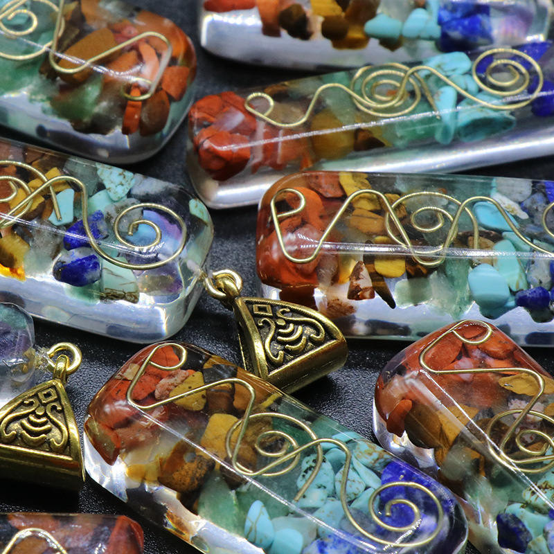 Wholesalenatural chips stone Orgonite Energy Pendant Orgone Pipe Pendants Crystal 7 Chakra Orgone Pendant Necklace