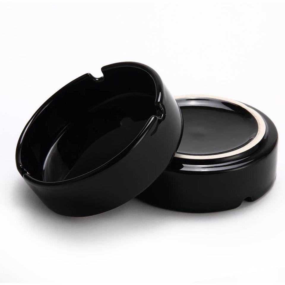 Factory Outlet Custom LOGO Small Round Black White Ceramic Cigarette Ashtray Tobacco Cigar Ash Tray Cenicero