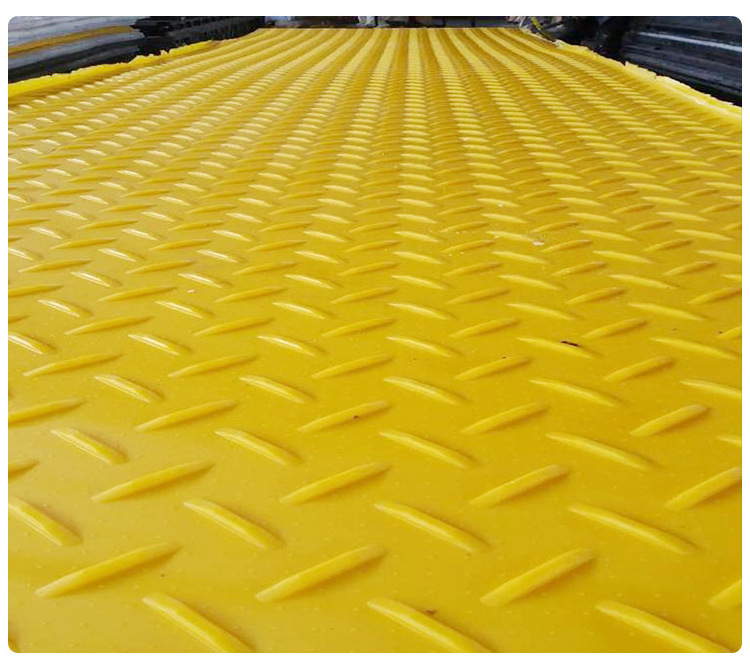 Wholesale UHMWPE 4x8 HDPE track road floor temporary ground protection driveway mat with connector