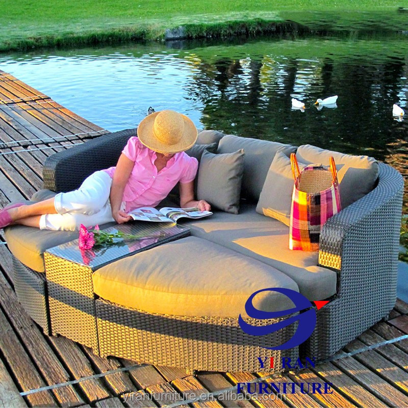 Outdoor Sunbed 2-in-1 Round Poly Rattan Wicker Black Daybed Sofa Garden