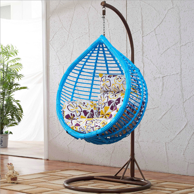 High quality outdoor rattan swing chair with best price/Iron frame with PE rattan