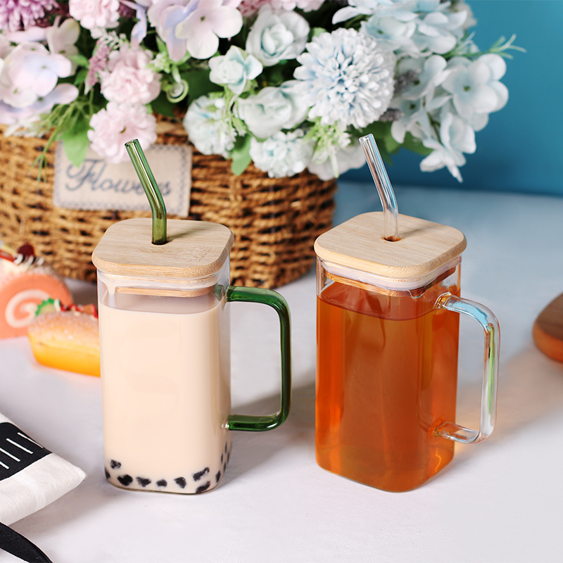 Hot sale 510ml 17oz  square shape glass drinking beer juice milk can cup with colored handle bamboo lid and glass straw