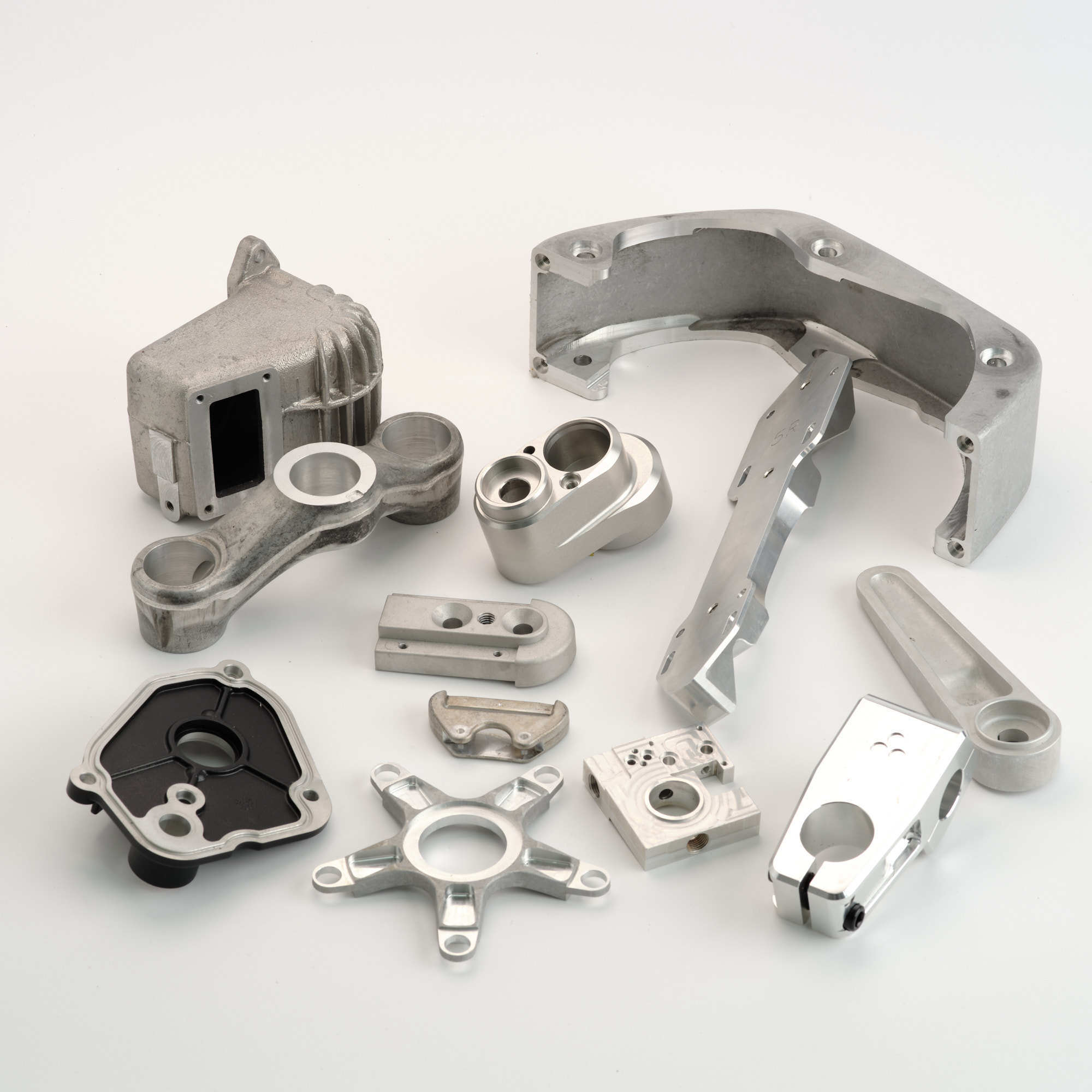 custom or standard good price motorcycle cnc parts for die casting