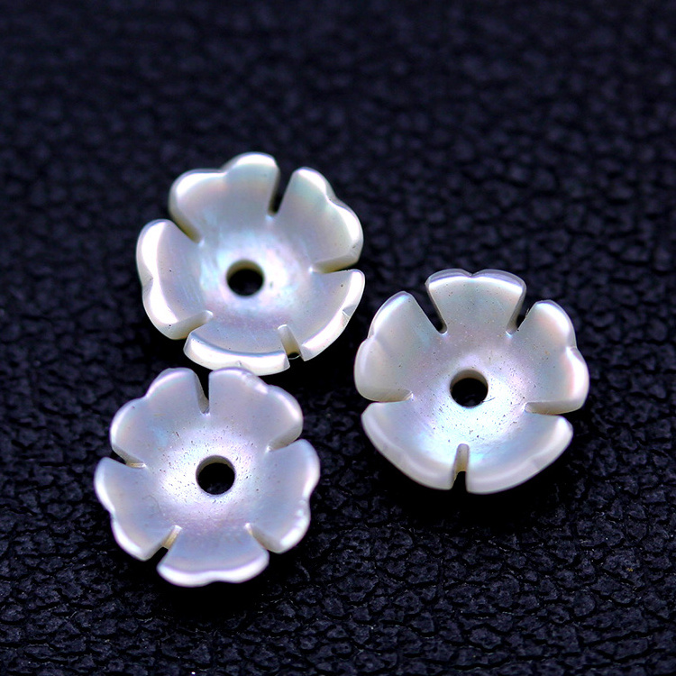 China Wholesale Fashion Jewelry Drill Hole White Mother of Pearl Shell Carved 6.50MM Flower Gemstone Beads for Bracelet Making