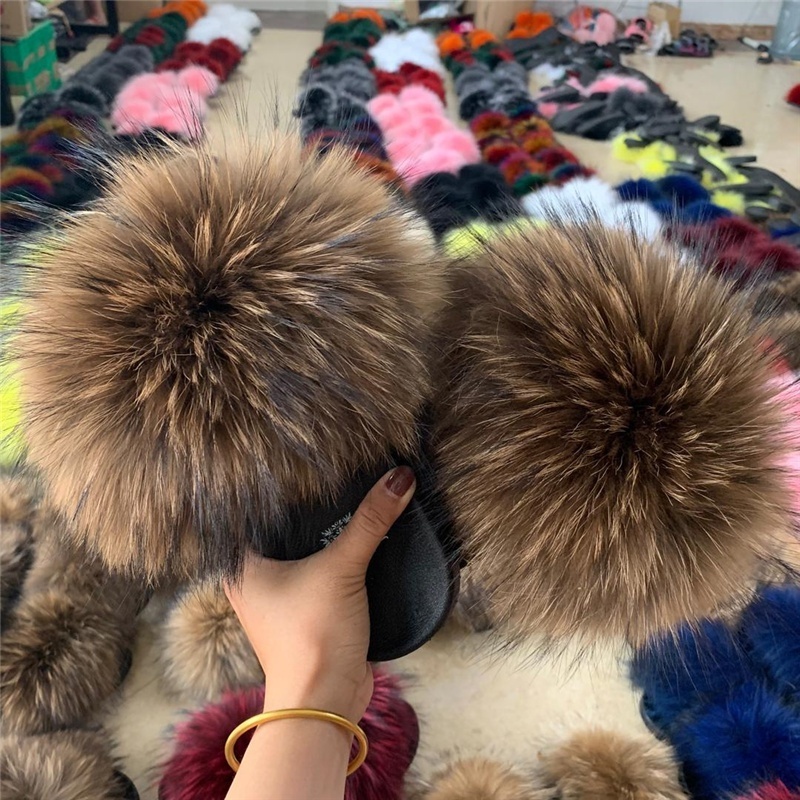 Women Large Raccoon Fur Slides Custom Extra Fluffy Full Fox Fur Slippers Natural Big Fur Slides