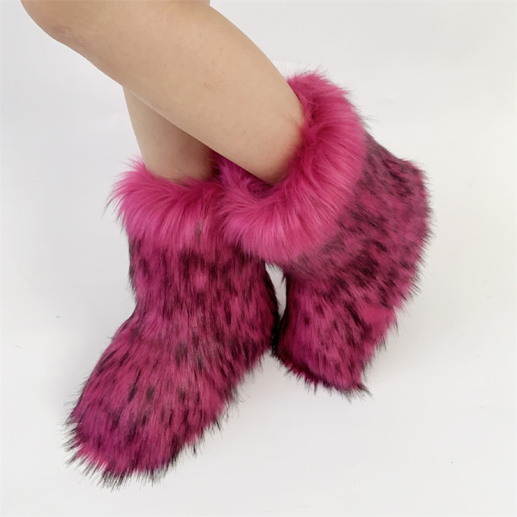 Hot Sale Large Winter Warm Furry Boots Middle Boots Thickened Faux Fur Raccoon Flat Sole Snow Boots Women Shoes