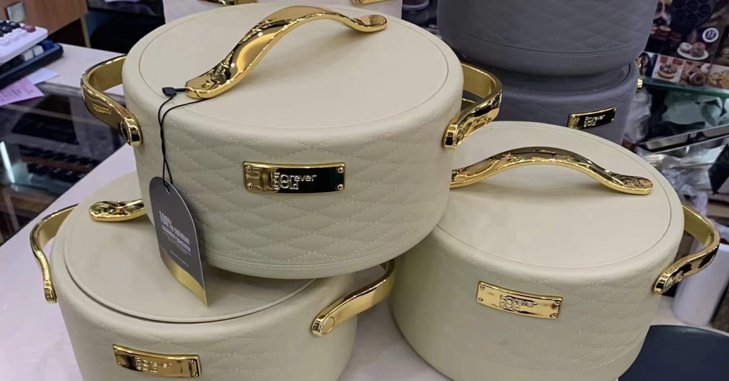 Wholesale High Quality Small Pot Soup Cookware With Lid 1.5L+2L+2.5L White Large Insulated Casserole Food Warmer With Lid