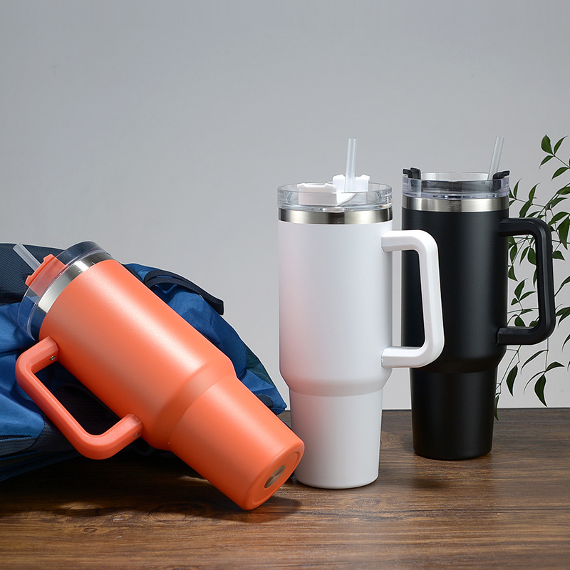 Stainless Steel Vacuum Insulated Mug 40 oz 40oz Tumbler Cup with Handle and Straw For Travel Adventure Quencher