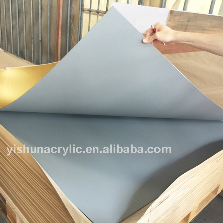 Yishun acrylic factory custom high reflective gold mirrored pmma sheet plastic acrylic plexiglass mirrored panel