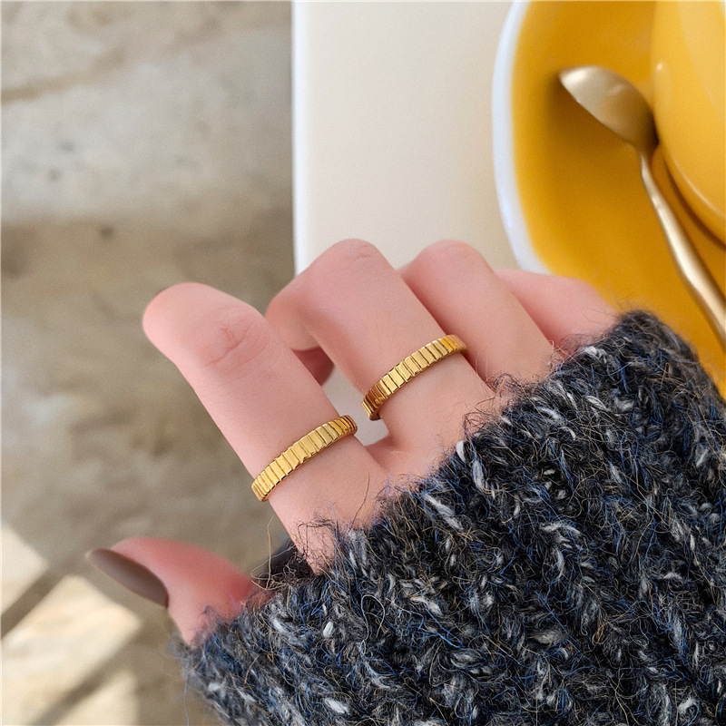 Minimalist 18K Gold Plated Stainless Steel Striped Band Rings 3MM High Polished Geometric Stacking Ring Waterproof YF2858