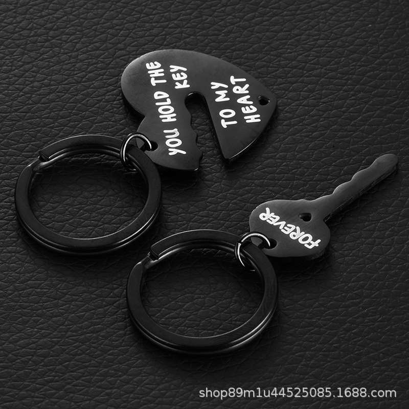 Fashion Bag Decoration Key Chain With Logo Custom Wholesale For Couple