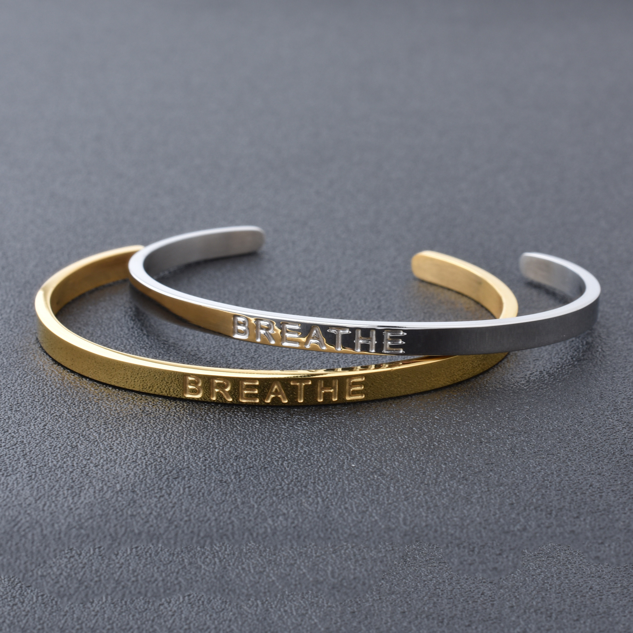 High Quality Engraved Words Logo Gold Plated Woman Mens Custom Logo Stainless Steel Bracelet Gold Cuff Bangle