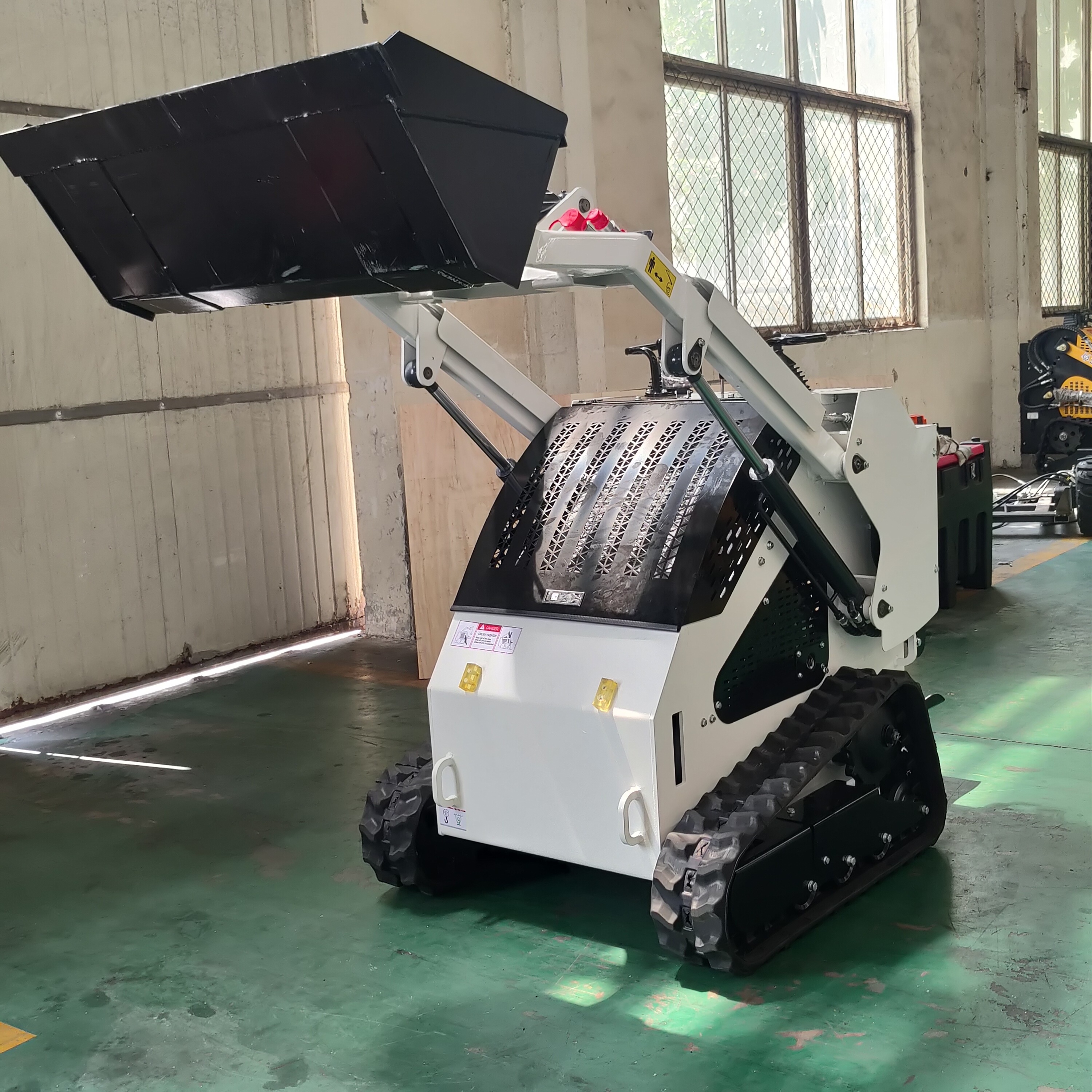 Wheel Mini multifunctional practical slip loader mini skid steer loader skid steer loader