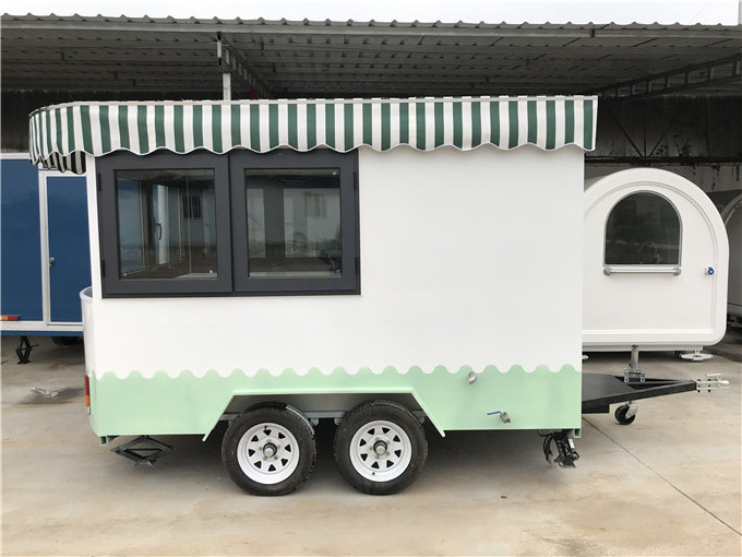 Customized Retro Food Truck Mobile Bar Beer Truck for Sale