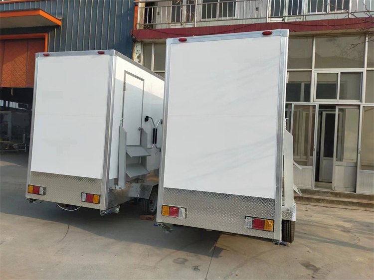 Mobile Outdoor Luxury Portable Bathrooms Restrooms Trailer Portable Toilet Manufacturers For Sale High Quality Portable Toilet