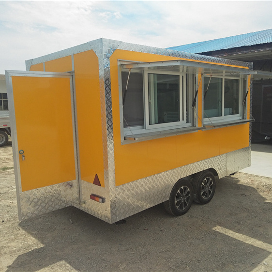 Europe vendors Use Mobile food truck refrigerator unit Fast snack food trucks With Sanck Machine