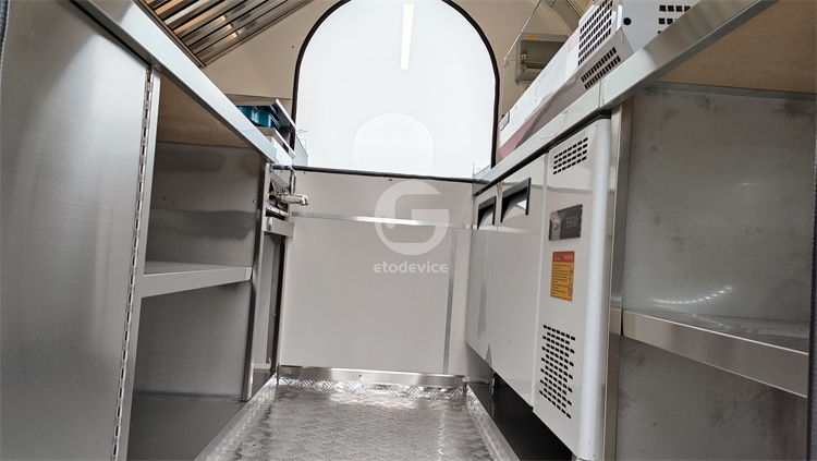 Zhengzhou Yituo High Quality Food Trailer Truck Ice Cream Hot Dog Cart Factory Directly Sell Mobile street vending cart