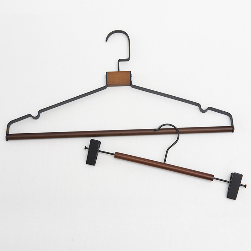 High end custom wooden hanger, custom cloths hanger for garment with customized logo