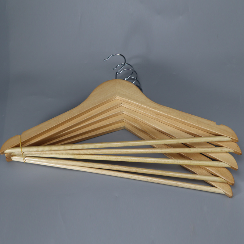 Assessed Supplier Popular Non Slip Cut Notched Closet Suit Cheap Wooden Hanger for Cloth